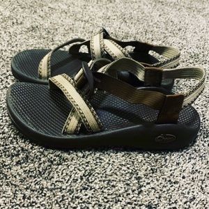 Women’s Chacos!